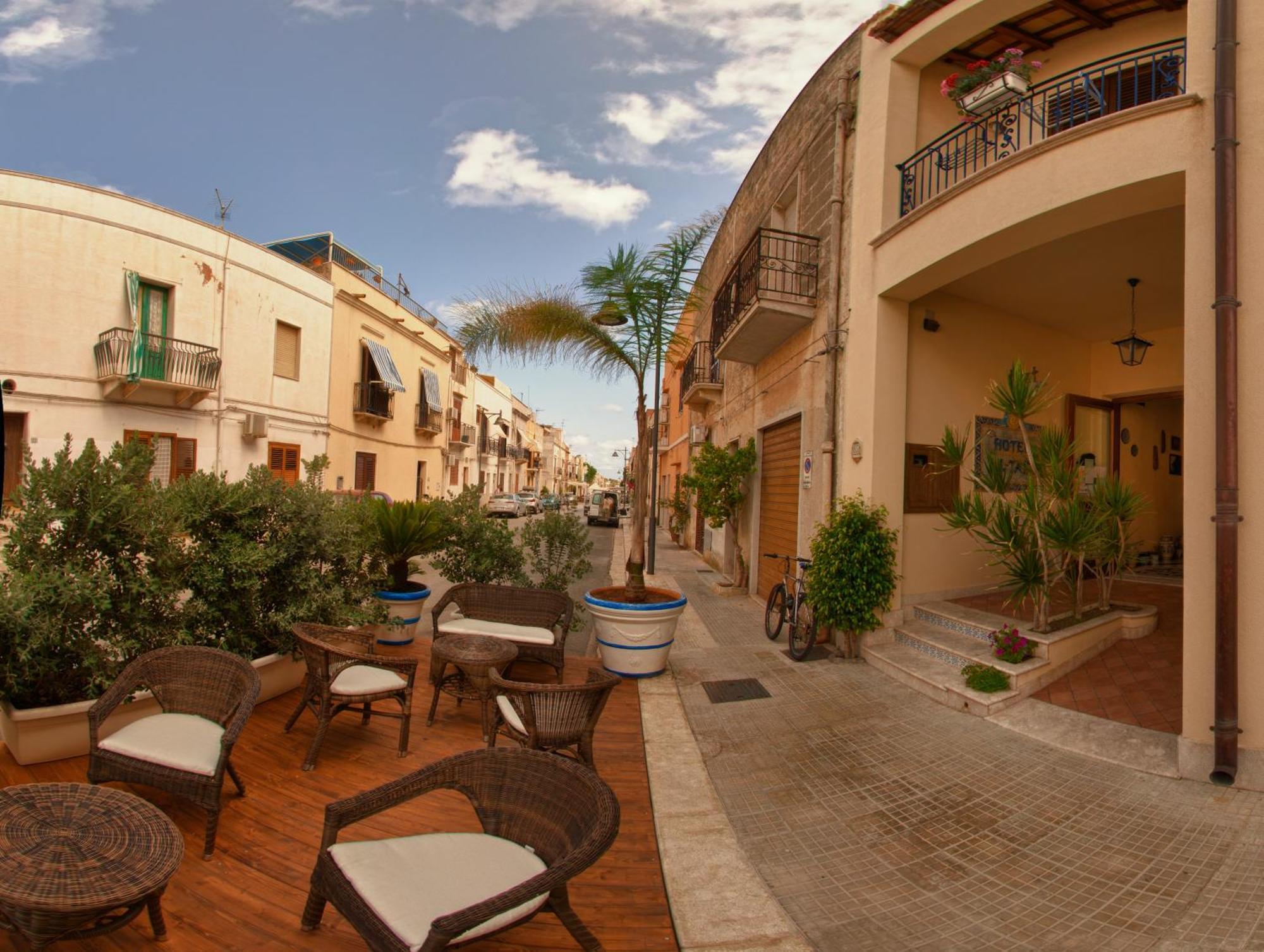 Al-Tair Hotel San Vito Lo Capo Eksteriør billede
